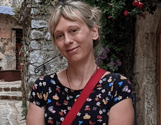 kristen photo france.png