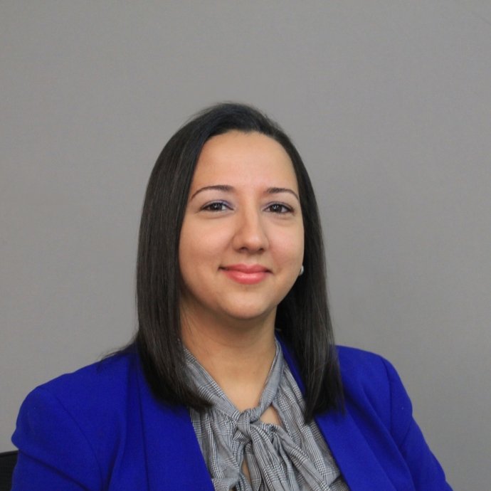 Albany Perez headshot