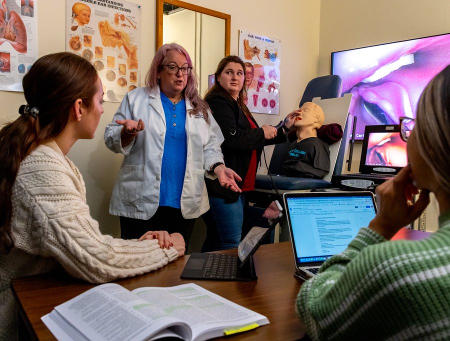Communication Disorders B.S. | Mercy University