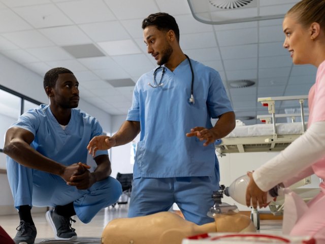 nurse teaching students